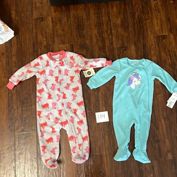 Footies Pajamas - 2 piece lot - Picture 1 of 5
